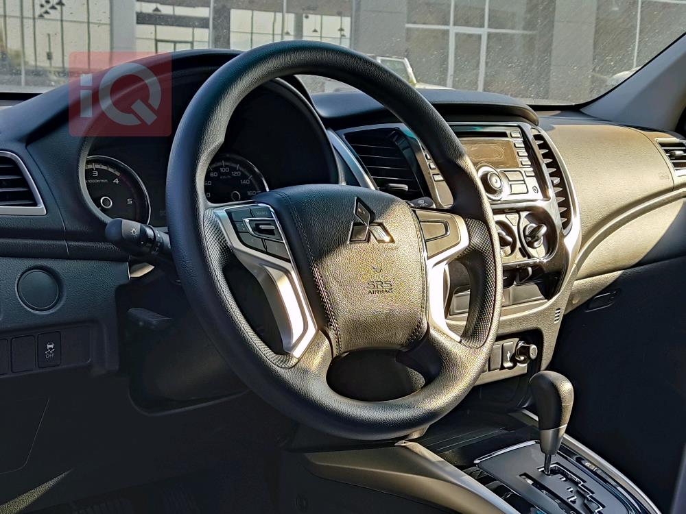ميتسوبيشي L200